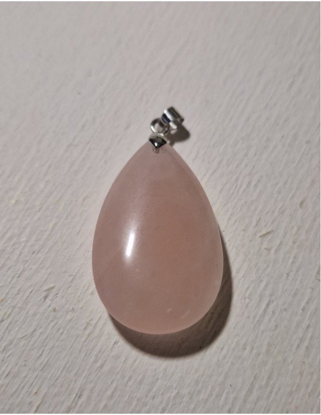 QUARTZ-ROSE-pendentif-pierre-lithothérapie